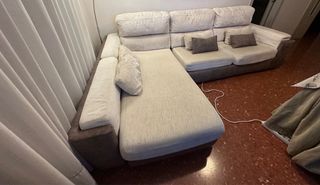 Sofá chaise longue tela beige y marrón