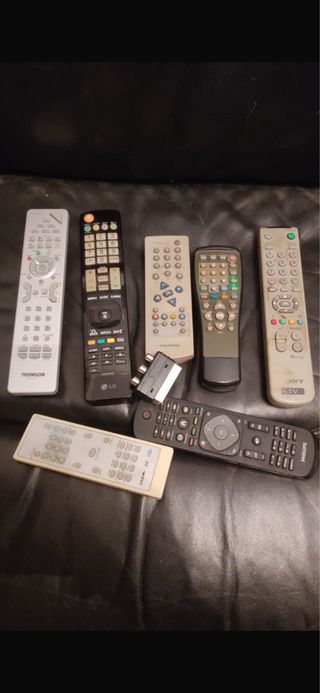 Lote mandos LG, Sony, Thomson y más