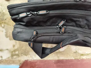 Maletín de viaje con ruedas