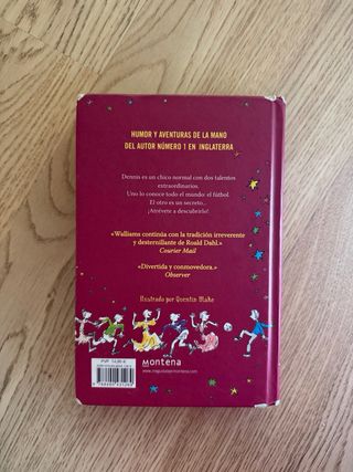 La increíble historia de... El chico del vestido