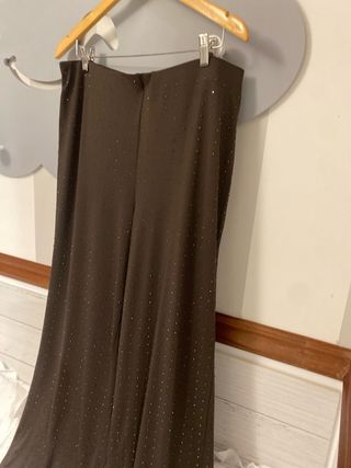 Pantalón de punto con strass sin estrenar