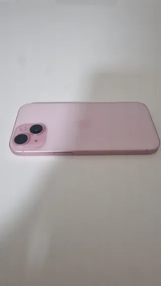 iPhone 15 Apple rosa
