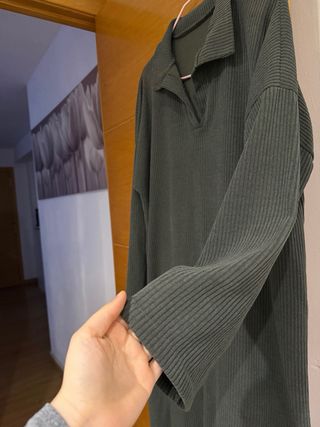 muy bonito el vestido de pana