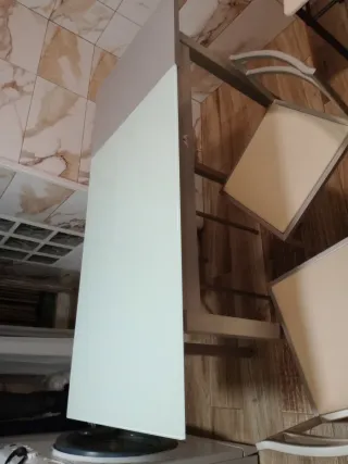 Mesa de cocina extensible cristal y metal