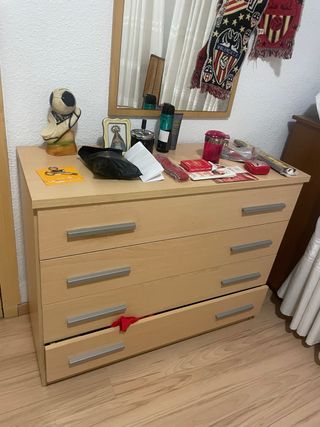 Dormitorio completo: Cama y mesita