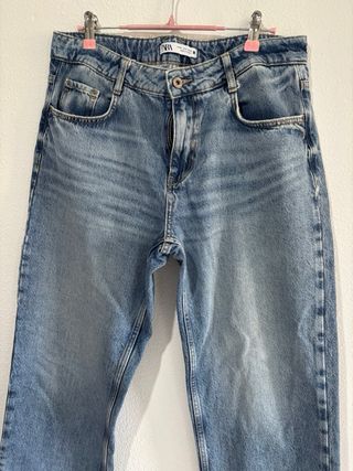 Pantalón vaquero Zara azul