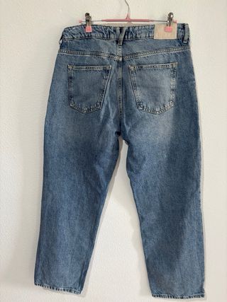 Pantalón vaquero Zara azul