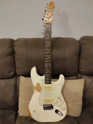 Guitarra Fender Stratocaster Blanca