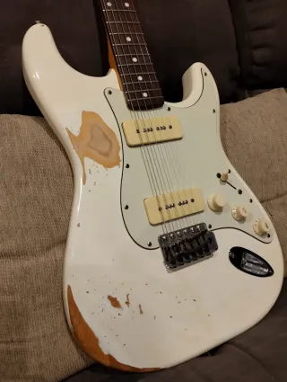 Guitarra Fender Stratocaster Blanca