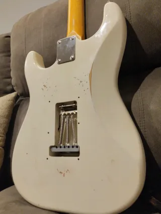 Guitarra Fender Stratocaster Blanca