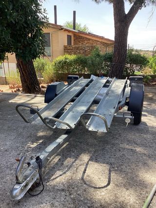 Alquiler de Carro para Moto - 3 carriles  15 euros