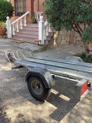 Alquiler de Carro para Moto - 3 carriles  15 euros