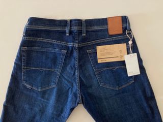 Salsa. Pantalón vaquero azul. W32 L32