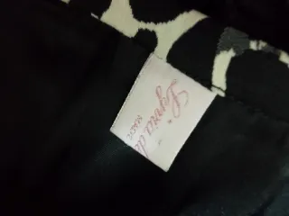 Gonna tubino con pizzo laterale