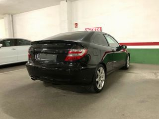 Mercedes-Benz Clase C 2006