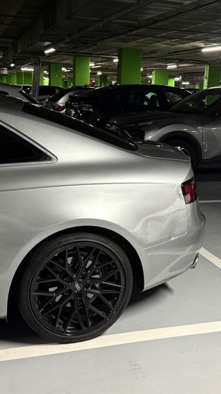 Llantas 19” con neumáticos Estilo RS Audi