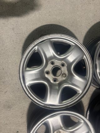 Llantas Toyota RAV4 16 pulgadas