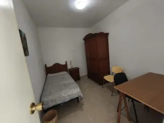 Habitación en piso compartido zona UJI