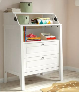 Cambiador de bebé con cajones