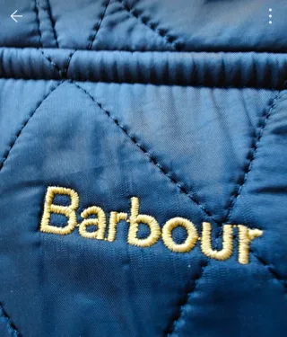 Cazadora Barbour entallada  con forro polar