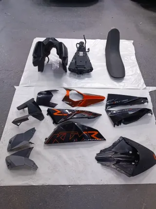 Carenado KTM 690 Supermoto Duke