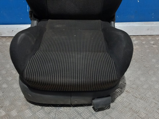 ASIENTO DELANTERO DERECHO VOLKSWAGEN GOLF IV BERL