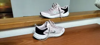 Zapatillas Deportivas Nike Mujer Rosa y Negro