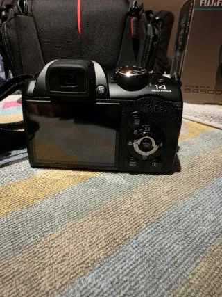 Fujifilm Finepix S4500 Fotocamera Digitale