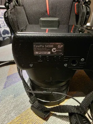 Fujifilm Finepix S4500 Fotocamera Digitale