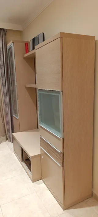 Mueble modular salón madera y cristal