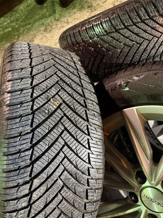 Son 4 llantas 17″ VW tiguan  	•	Medida 235/55 R17