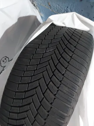 2 Neumaticos de invierno Bridgestone.