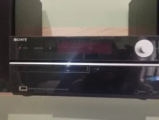 Minicadena Sony Negra