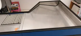 Mostrador caja supermercado azul