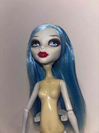 Ghoulia Yelps G1 Monster High