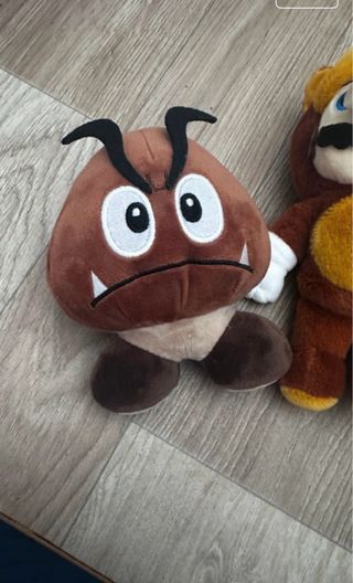Peluche Super Mario Tanuki, Luigi e Goomba