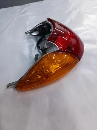 Piloto trasero Honda CBF