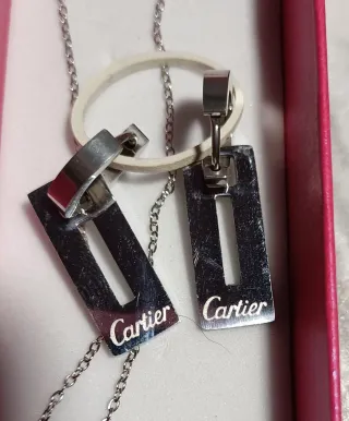 Collana e orecchini Cartier