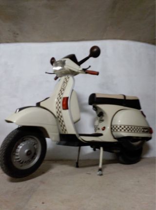 Vespa 200 TX Scooter