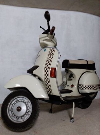 Vespa 200 TX Scooter