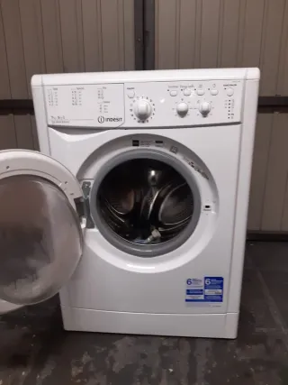 Lavadora secadora Indesit 7kg 1200rpm