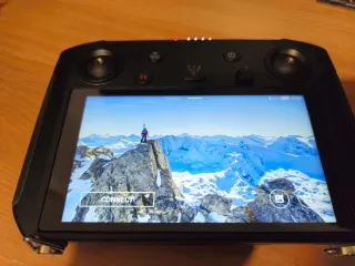 Dji Mavic 2 Pro Drone + Dji smart controller