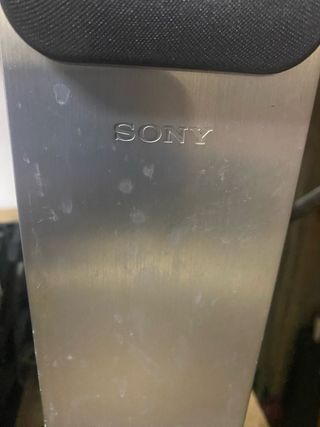 Altavoces Sony Torre Negros y Plateados