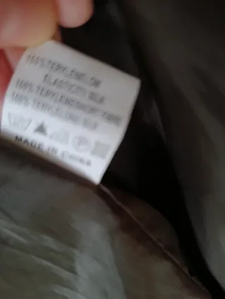 Cazadora acolchada verde oliva