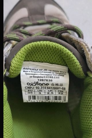 Botas infantiles trekking grises y verdes