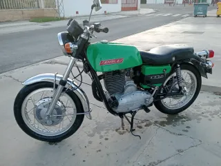 Moto Clásica Sanglas 400 F