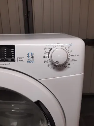 Lavadora secadora Candy 8kg AAA 1400 RPM