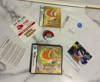 Pokémon HeartGold Version USA con Pokewalker