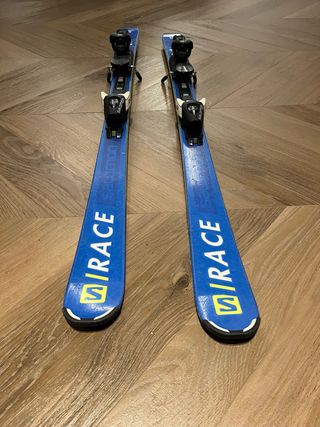 Esquís Junior Salomon JR Race 130cm