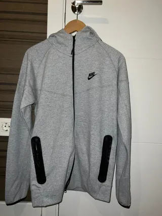 Adidas sudadera y pantalón.
